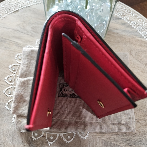 Gucci GG Supreme Love Wallet - Picture 6 of 11